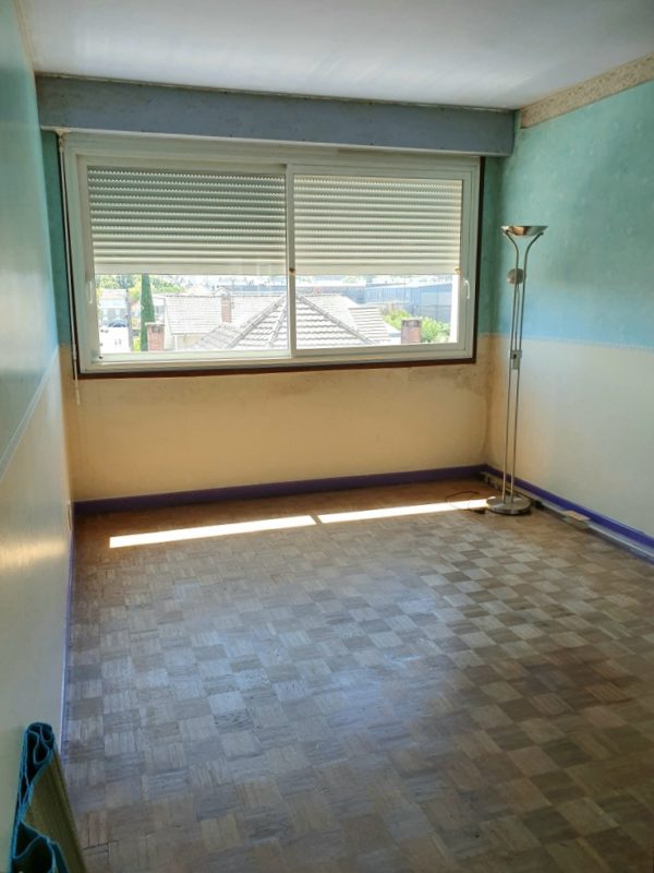 T2 avec stationnement, proche centre ville à pied