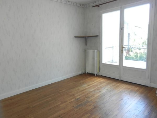 CENTRE VILLE – MAISON AVEC JARDIN – Image 4
