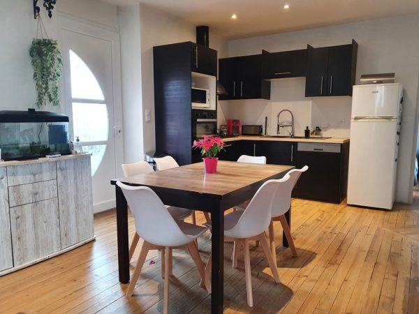 MAISON EN PIERRE RENOVEE – Image 5