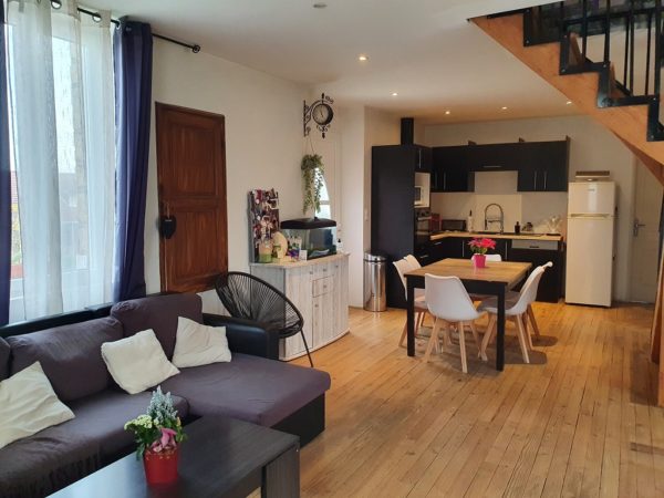 MAISON EN PIERRE RENOVEE – Image 2