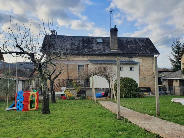 MAISON EN PIERRE RENOVEE