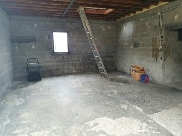Sur Brive, hangar pouvant être réhabilité en habitation – Image 3