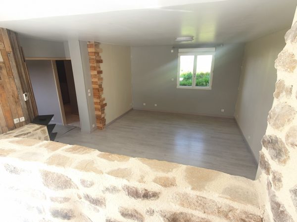 Maison de 116 m2 avec garage, terrasse et annexes – Image 5