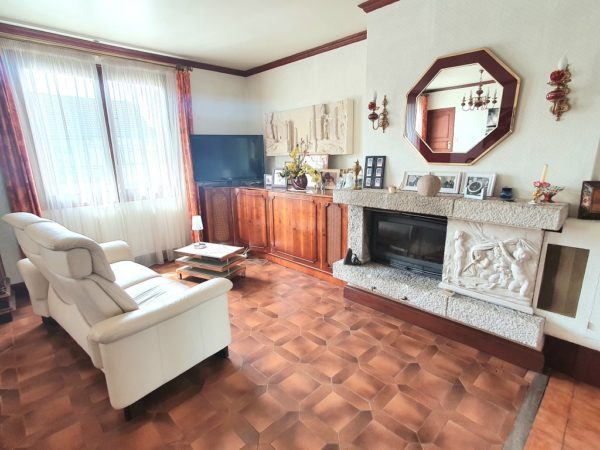 Brive, Maison de 152 m2 avec jardin – Image 3