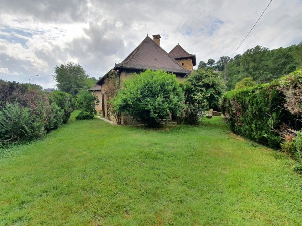 Malemort, maison d'architecte, T7 de 190 m2 – Image 8