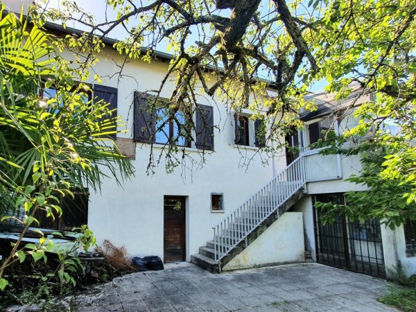 Brive, Maison de 152 m2 avec jardin