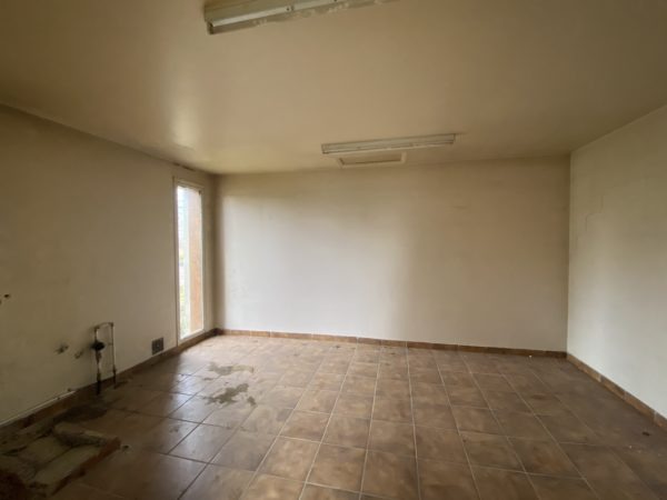 MALEMORT, VENTE BUREAUX – Image 4