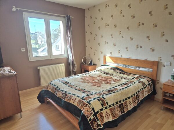 COSNAC LIMITE MALEMORT, MAISON RECENTE SEMI-ENTERREE – Image 9
