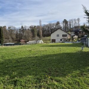 Terrain de 1000 m2 situé au calme sur Malemort