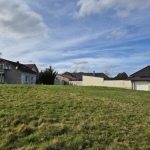 Terrain de 1000 m2 situé au calme sur Malemort