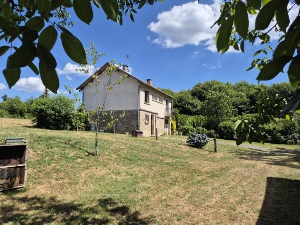 Lagraulière, corps de ferme à rénover