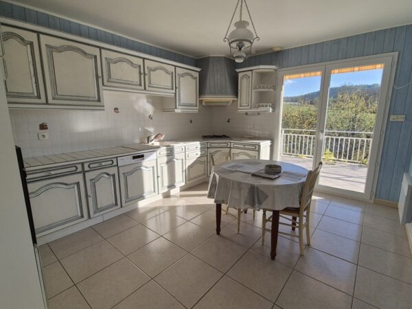 La Chapelle aux Brocs, maison T3 semi-enterrée – Image 4