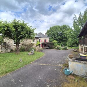 Malemort, ensemble immobilier de caractère