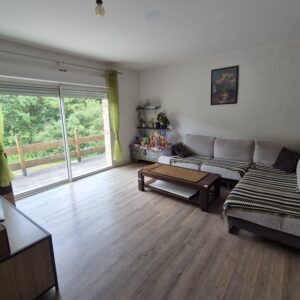 Favars, grande maison familiale avec vaste terrain
