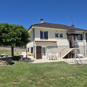 Cosnac, proche commerces, maison + terrain constructible